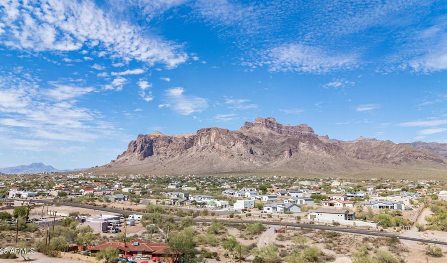 442 N MOUNTAIN VIEW Rd, Apache Junction, AZ 85119 - 5 Beds, 6 Bath