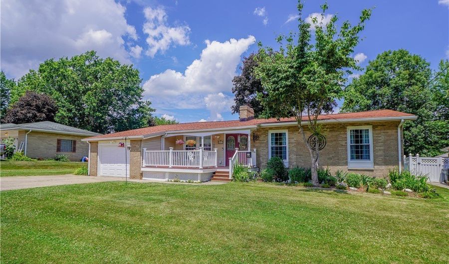 2077 Daniels Ave, Akron, OH 44312 - 3 Beds, 2 Bath