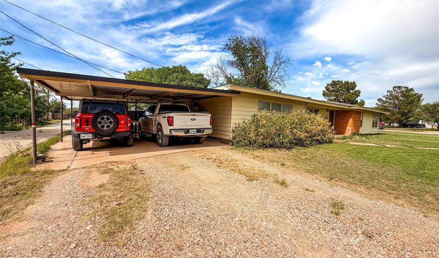 1408 Westover Dr, Anson, TX 79501 - 3 Beds, 2 Bath
