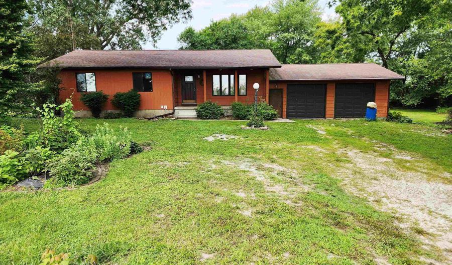 1697 685Th Ave, Albia, IA 52531 - 3 Beds, 3 Bath
