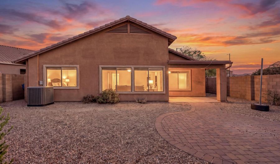 25883 W GIBSON Ln, Buckeye, AZ 85326 - 4 Beds, 2 Bath