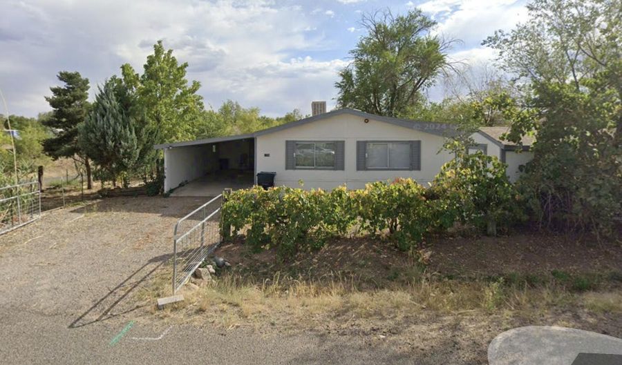 1759 Tumbleweed Dr, Chino Valley, AZ 86323 - 5 Beds, 2 Bath