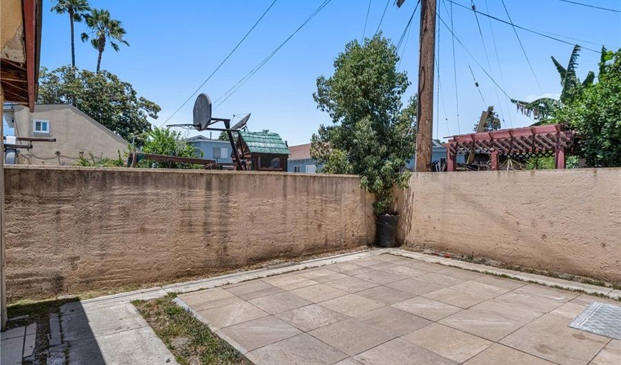 12813 S Harris Ave, Compton, CA 90221 - 3 Beds, 3 Bath