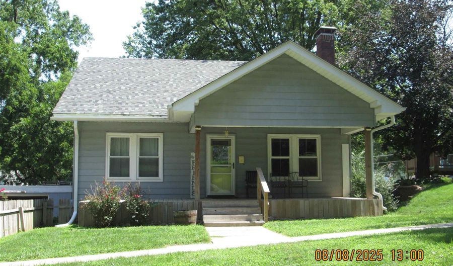 904 Birch St, Atlantic, IA 50022 - 3 Beds, 2 Bath