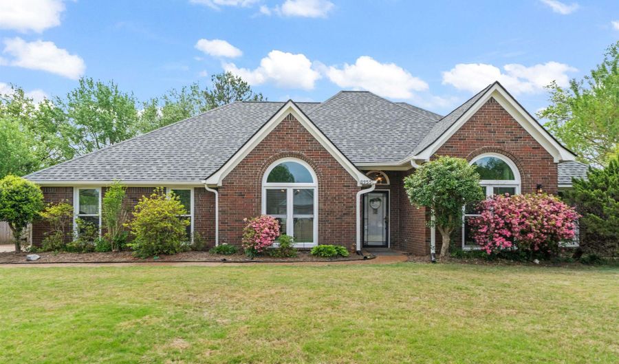 8955 MOSES Cv, Bartlett, TN 38133 - 4 Beds, 2 Bath