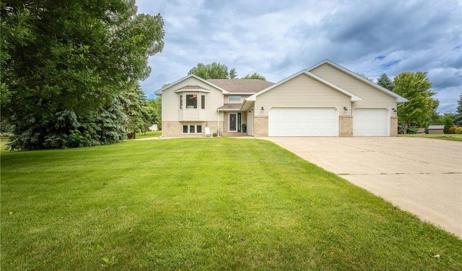 1316 Armstrong Rd NW, Alexandria, MN 56308 - 4 Beds, 3 Bath