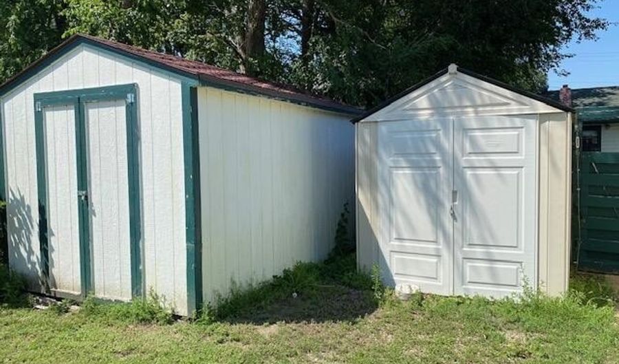1019 SW 8th Ave, Aberdeen, SD 57401 - 3 Beds, 2 Bath