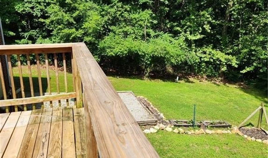 4 Mac Ln, Bella Vista, AR 72714 - 3 Beds, 2 Bath