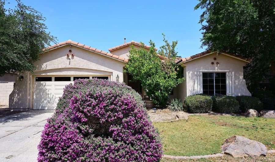 2413 S 121ST Dr, Avondale, AZ 85323 - 4 Beds, 3 Bath