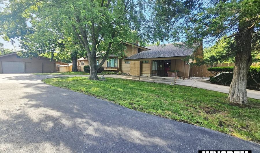 9178 SE 72nd Ter, Baxter Springs, KS 66713 - 4 Beds, 3 Bath