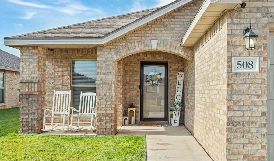 508 MIKESKA St, Amarillo, TX 79118 - 3 Beds, 2 Bath