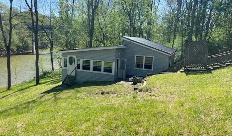 2085 Mary Ingles Hwy, Maysville, KY 41056 - 2 Beds, 1 Bath