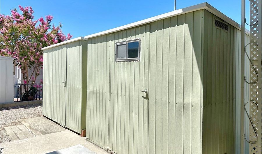 35218 Fir Ave 88, Yucaipa, CA 92399 - 2 Beds, 2 Bath