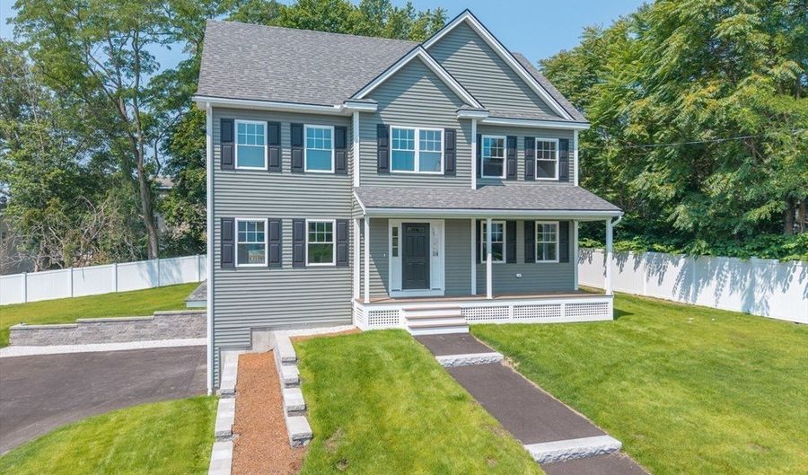8 Country Ln, Billerica, MA 01821 - 3 Beds, 3 Bath