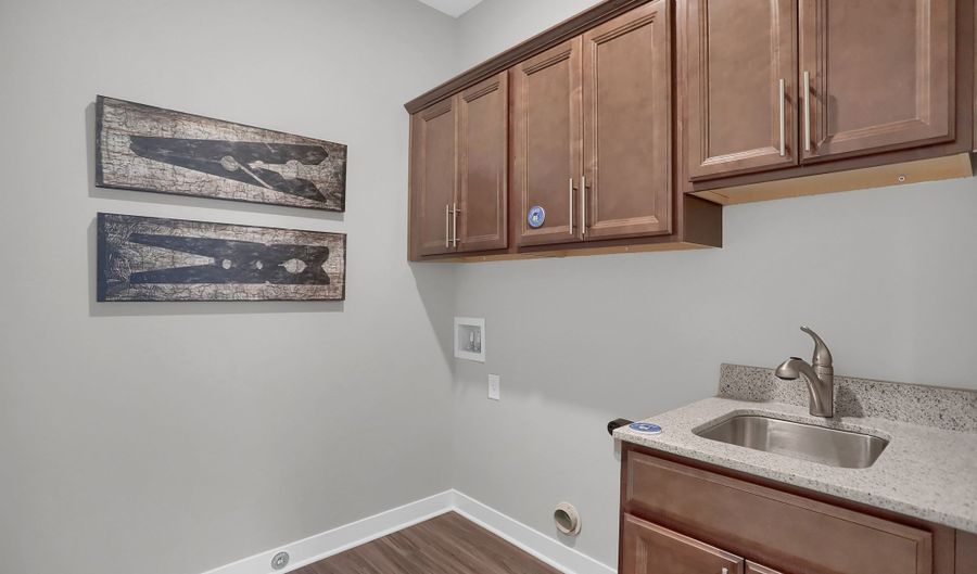 5267 Nettleton Way, Avon, IN 46123 - 4 Beds, 3 Bath