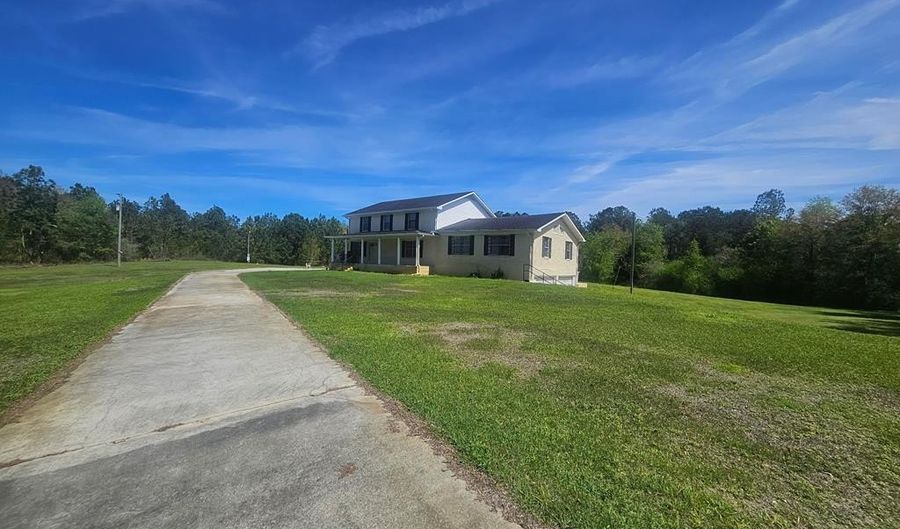2476 Hwy 76, Adel, GA 31620 - 4 Beds, 2 Bath