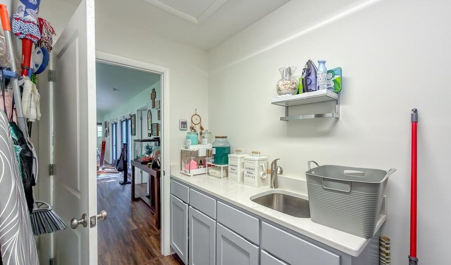 2112 Yorktown Pl, Bainbridge, GA 39817 - 3 Beds, 2 Bath