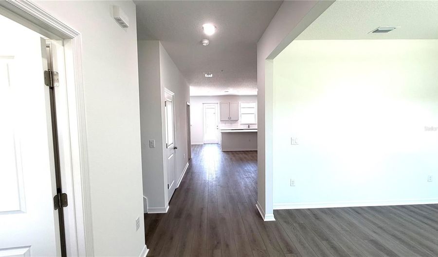 706 BLISSFUL GARDENS Way, Apopka, FL 32703 - 3 Beds, 3 Bath