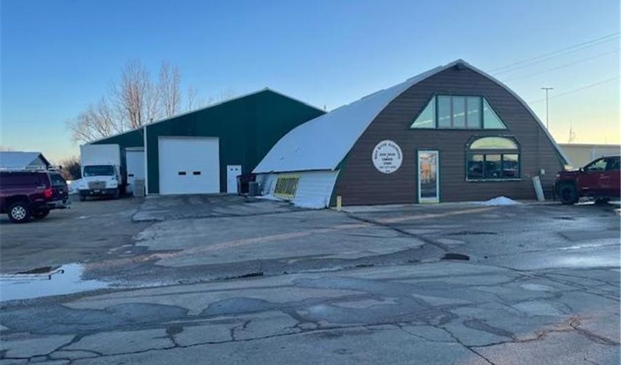 404 Airport Rd, Albert Lea, MN 56007 - 0 Beds, 0 Bath