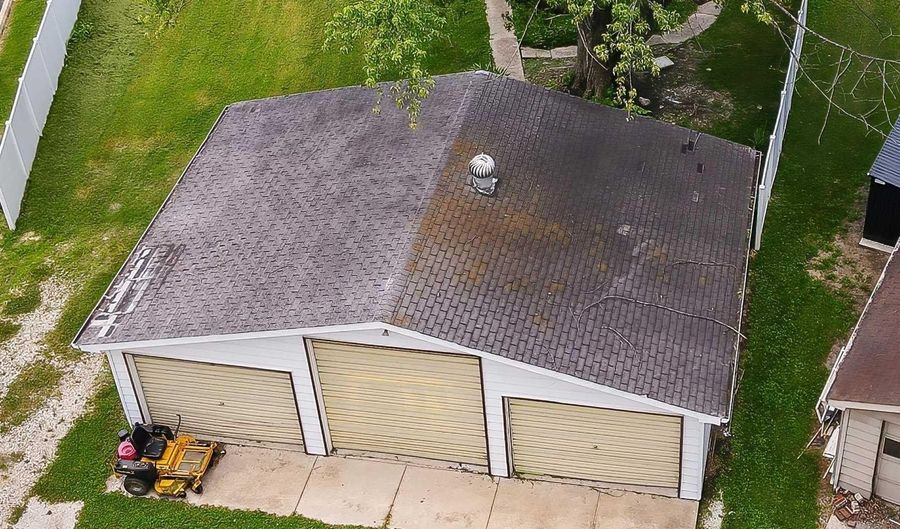 608 N Main St, Bicknell, IN 47512 - 4 Beds, 2 Bath