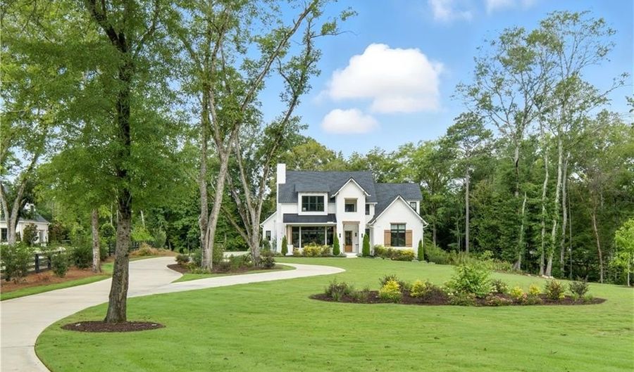 3010 BRIDLE CREEK Cir, Auburn, AL 36830 - 4 Beds, 5 Bath