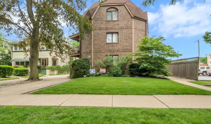 414 Franklin Ave 3A, River Forest, IL 60305 - 3 Beds, 2 Bath