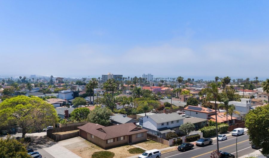 1161 Turquoise St, San Diego, CA 92109 - 3 Beds, 2 Bath