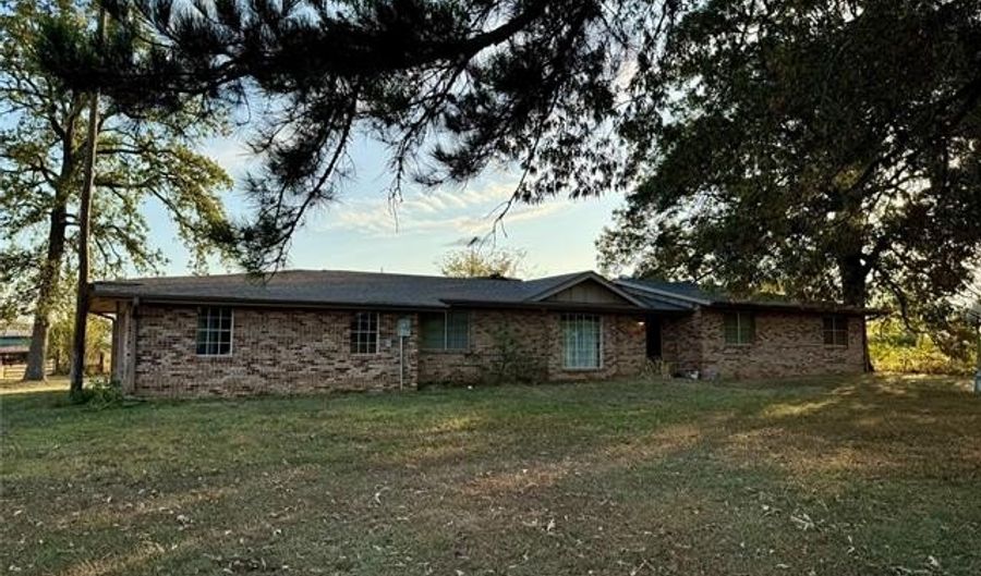 13221 E Highway 3 Hwy, Atoka, OK 74525 - 3 Beds, 3 Bath