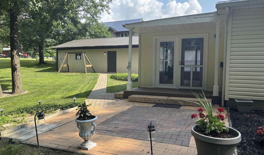 140 Lane 120 Lime Lake Ln, Angola, IN 46703 - 3 Beds, 2 Bath