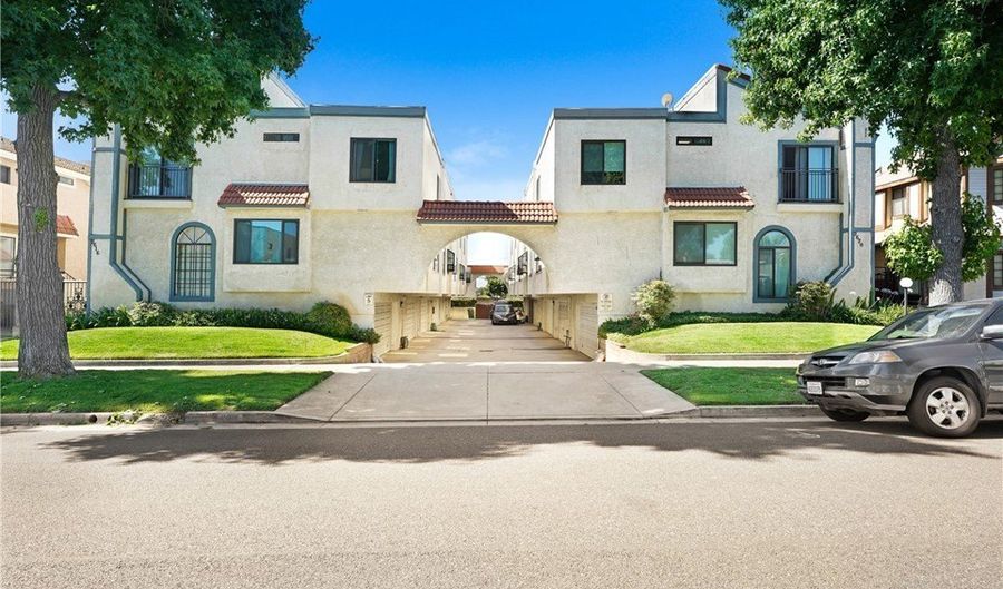 2620 W Grand Ave E, Alhambra, CA 91801 - 3 Beds, 3 Bath