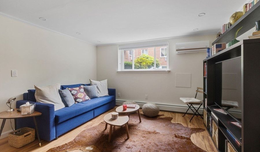 54 Bryon Rd 2, Boston, MA 02467 - 1 Beds, 1 Bath
