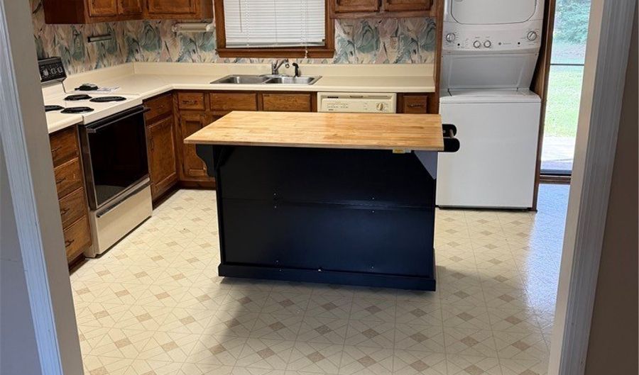 102 Barrington Dr 1, Athens, GA 30605 - 2 Beds, 2 Bath