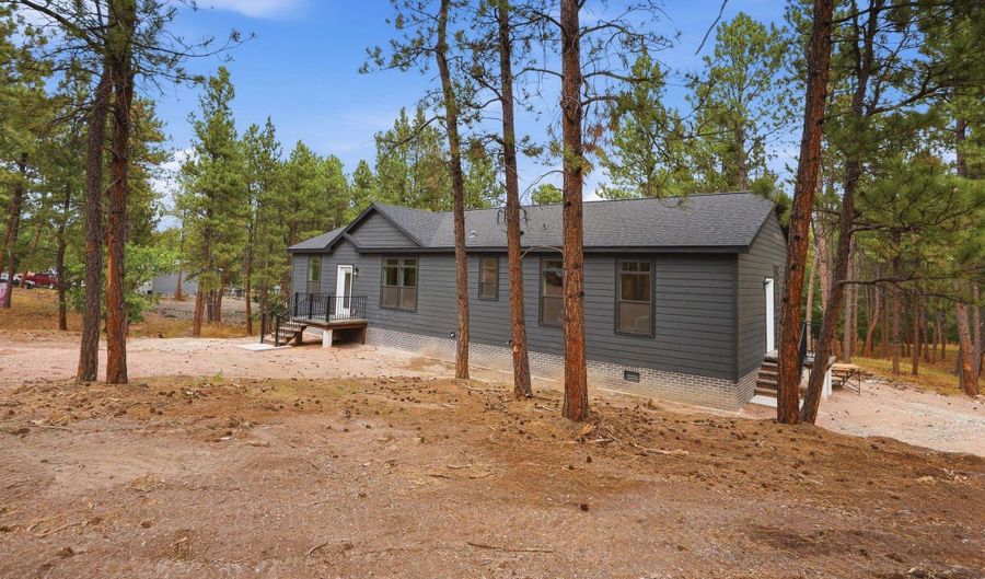 10790 Downhill Dr, Belle Fourche, SD 57717 - 3 Beds, 3 Bath