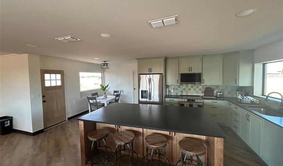 5400 Ridgeline Dr, Abilene, TX 79606 - 3 Beds, 2 Bath