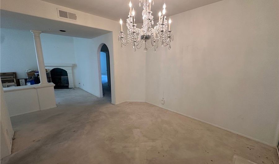 4630 Woodley Ave 205, Encino, CA 91436 - 2 Beds, 3 Bath