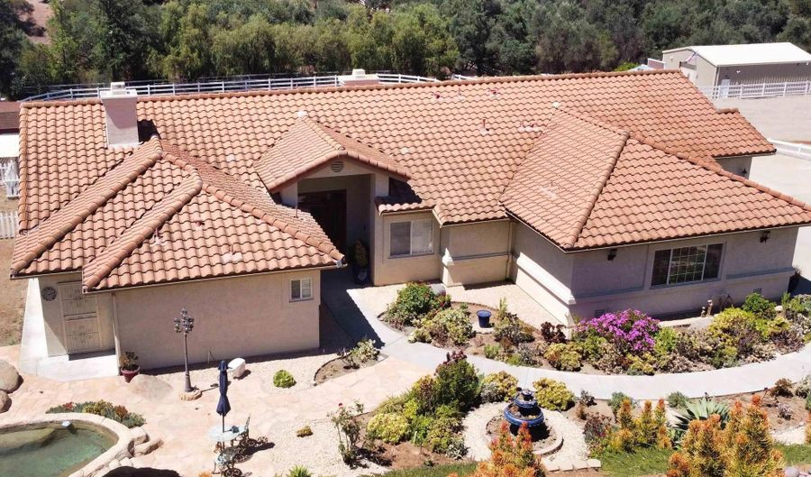 1927 Coronado Vw, Alpine, CA 91901 - 4 Beds, 4 Bath
