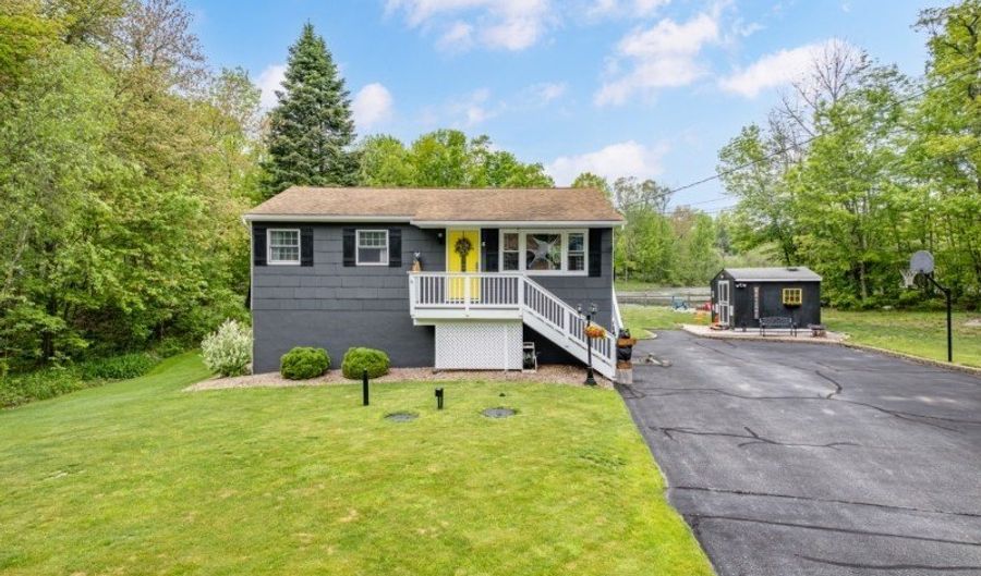 5 Emerald Dr, Alloway, NJ 07422 - 2 Beds, 1 Bath