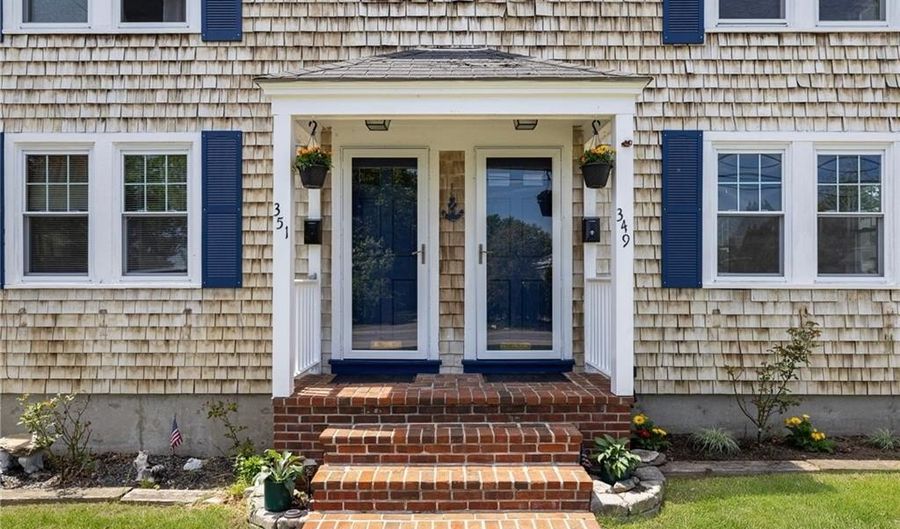 349 Boulevard, Middletown, RI 02842 - 4 Beds, 2 Bath