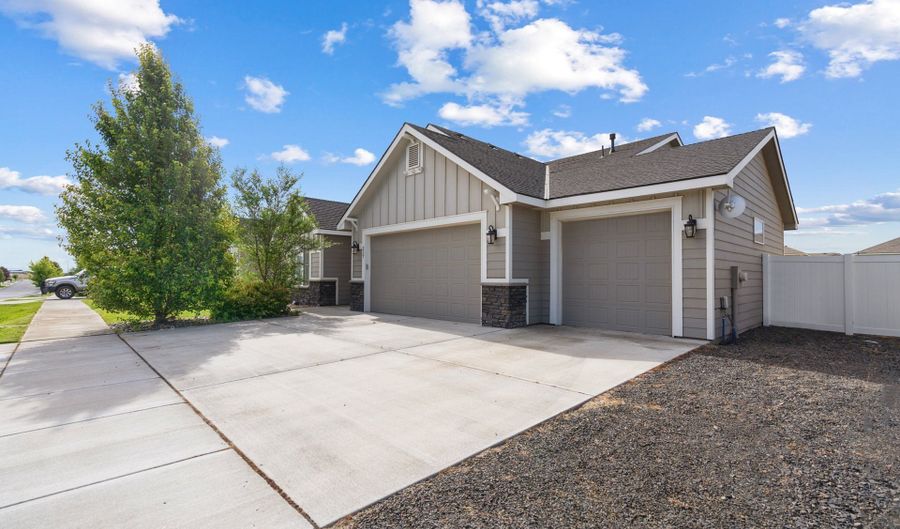 217 ROME St, Boardman, OR 97818 - 3 Beds, 2 Bath