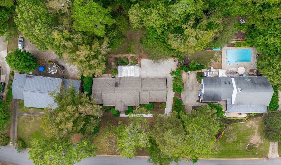 1067 Hess Dr, Avondale Estates, GA 30002 - 4 Beds, 4 Bath