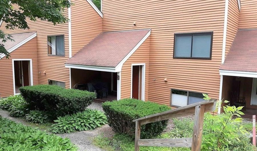 8 Streamside Rd 3, Campton, NH 03223 - 2 Beds, 2 Bath