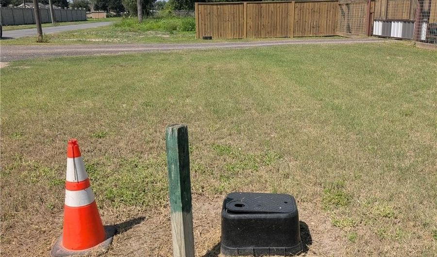 1325 W Eldora Rd, Alamo, TX 78516 - 0 Beds, 0 Bath