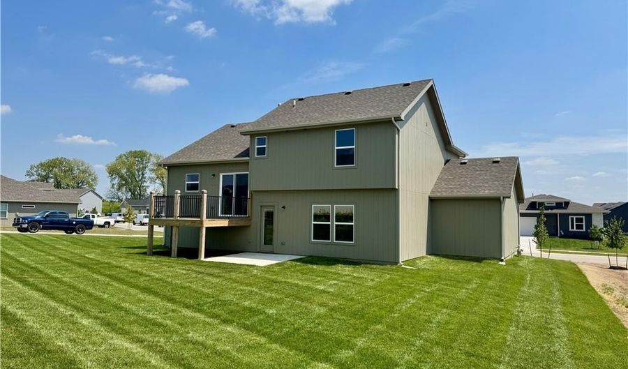 1640 Grayhawk Dr, Basehor, KS 66007 - 3 Beds, 2 Bath