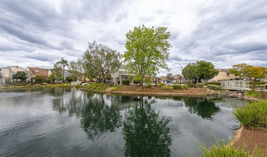1220 Aristotle Gln, Escondido, CA 92026 - 3 Beds, 3 Bath