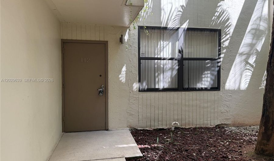 20441 NE 30th Ave 112-9, Aventura, FL 33180 - 3 Beds, 2 Bath