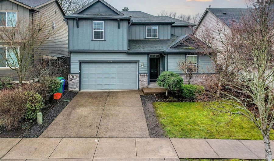 16519 SE WINDSWEPT WATERS Dr, Damascus, OR 97089 - 4 Beds, 3 Bath
