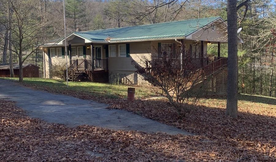 2450 Indian Mills Rd, Forest Hill, WV 24935 - 2 Beds, 2 Bath