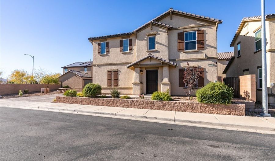 1029 Spotted Saddle St, Henderson, NV 89015 - 3 Beds, 2 Bath