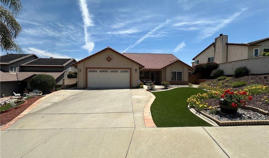 1728 El Rosal Pl, Escondido, CA 92026 - 3 Beds, 2 Bath
