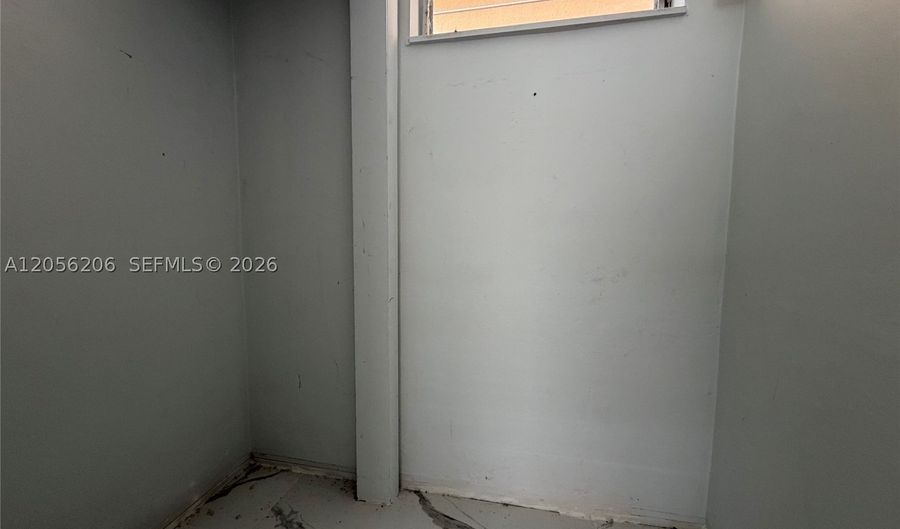2980 Point East Dr D102, Aventura, FL 33160 - 1 Beds, 1 Bath